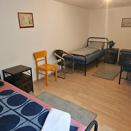 Apartament Grosse Mit Kueche In *